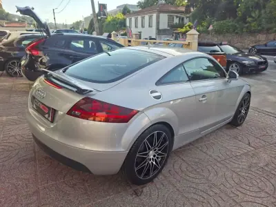 Audi TT Coupé 2006 - 12500 EUR, 260000 km - 260000km - foto 8 de 30