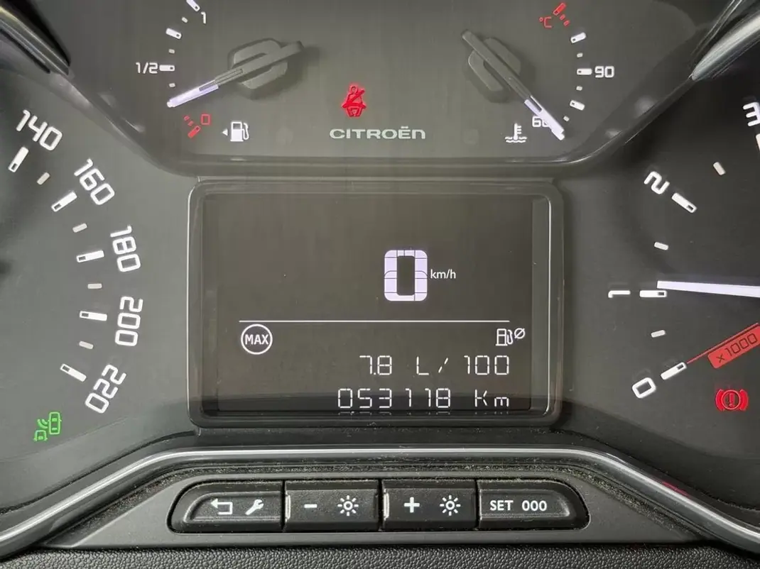Citroën C3 2017 - 8750 EUR, 53118 km - AUTO.MOTO.pt - 53118km - foto 8 de 45