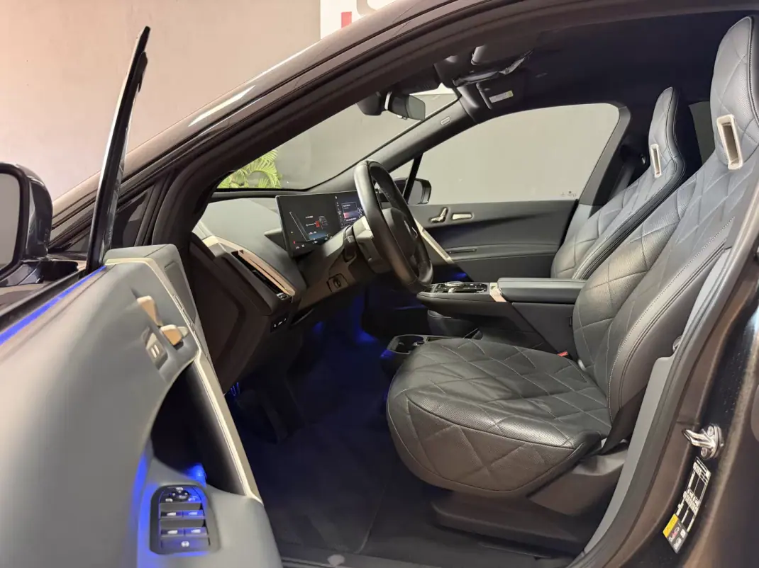 BMW iX 2023 - 58990 EUR, 72846 km - AUTO.MOTO.pt - 72846km - foto 10 de 22