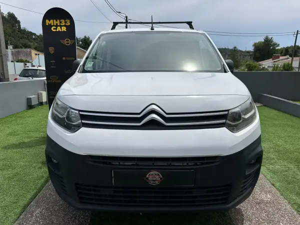 Citroën Berlingo 1.5 Hdi 2019 - 9900 EUR, 180000 km - AUTO.MOTO.pt - 180000km - foto 5 de 43