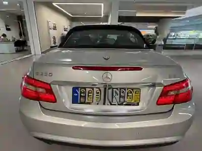 Mercedes-Benz E 250 2013 - 20000 EUR, 203000 km - 203000km - foto 3 de 8