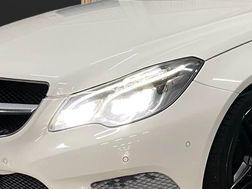 Mercedes-Benz E 220 2014 - 18750 EUR, 284400 km - AUTO.MOTO.pt - 284400km - foto 5 de 20