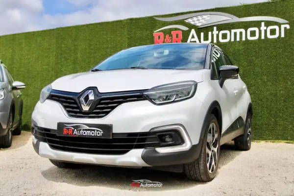 Renault Captur 2019 - 14800 EUR, 98000 km - AUTO.MOTO.pt - 98000km - foto 7 de 27