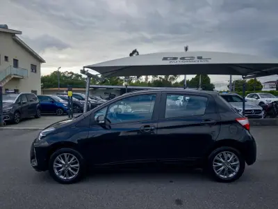 Toyota Yaris 2017 - 11990 EUR, 103000 km - AUTO.MOTO.pt - 103000km - foto 4 de 39