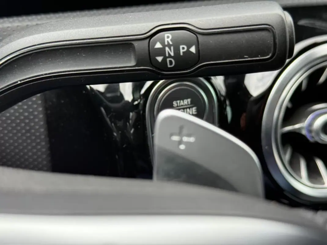 Mercedes-Benz CLA 220 2019 - 34850 EUR, 85571 km - AUTO.MOTO.pt - 85571km - foto 21 de 32