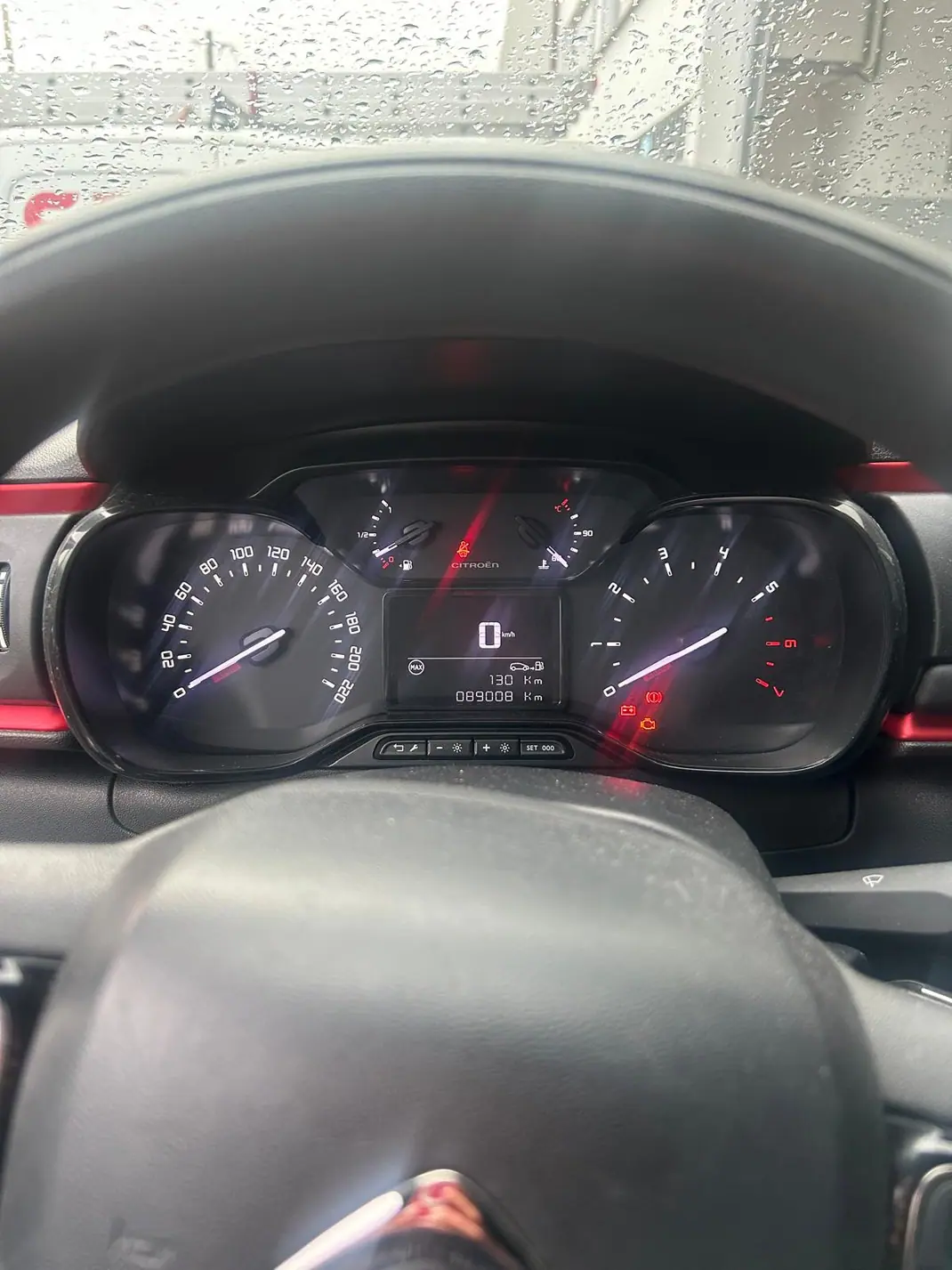 Citroën C3 2020 - 10750 EUR, 92000 km - AUTO.MOTO.pt - 92000km - foto 6 de 10