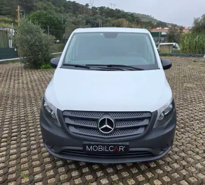 Mercedes-Benz 2021 - 24500 EUR, 65466 km - AUTO.MOTO.pt - 65466km - foto 10 de 17