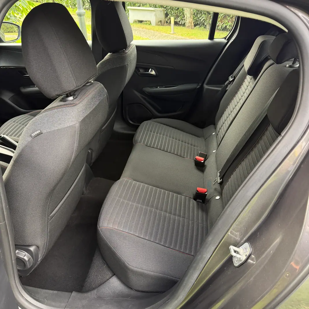 Peugeot 208 2022 - 13990 EUR, 50 km - AUTO.MOTO.pt - 50km - foto 3 de 14