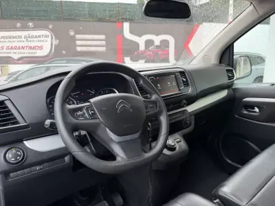 Citroën 2017 - 26500 EUR, 249874 km - foto 4 de 11