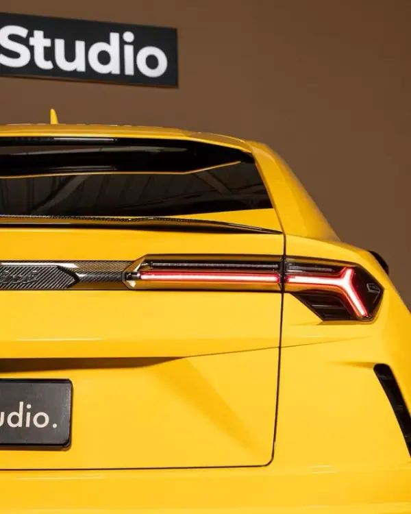 Lamborghini Urus 2020 - 275000 EUR, 104000 km - AUTO.MOTO.pt - 104000km - foto 8 de 40
