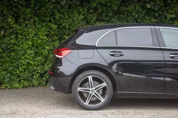 Mercedes-Benz A 250 2022 - 28900 EUR, 33700 km - AUTO.MOTO.pt - 33700km - foto 4 de 18