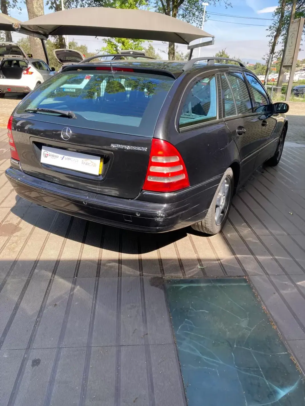 Mercedes-Benz C 180 2003 - 6000 EUR, 321000 km - AUTO.MOTO.pt - 321000km - foto 6 de 17