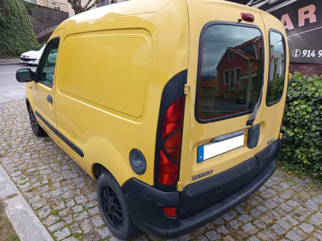 Renault KANGOO 1.9D 1999 - 2490 EUR, 243819 km - AUTO.MOTO.pt - 243819km - foto 5 de 9