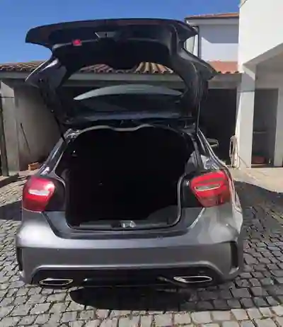 Mercedes-Benz A 180 2018 - 18500 EUR, 143000 km - 143000km - foto 5 de 13