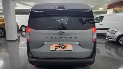 Ford Tourneo Courier 2024 - 24990 EUR, 15000 km - AUTO.MOTO.pt - 15000km - foto 22 de 29