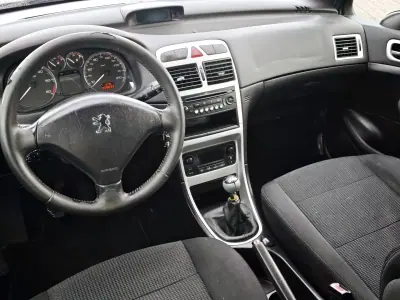 Peugeot 307 2006 - 4500 EUR, 309000 km - 309000km - foto 6 de 11