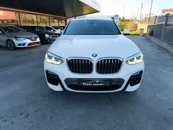 BMW X4 2018 - 49000 EUR, 90000 km - AUTO.MOTO.pt - 90000km - foto 4 de 52