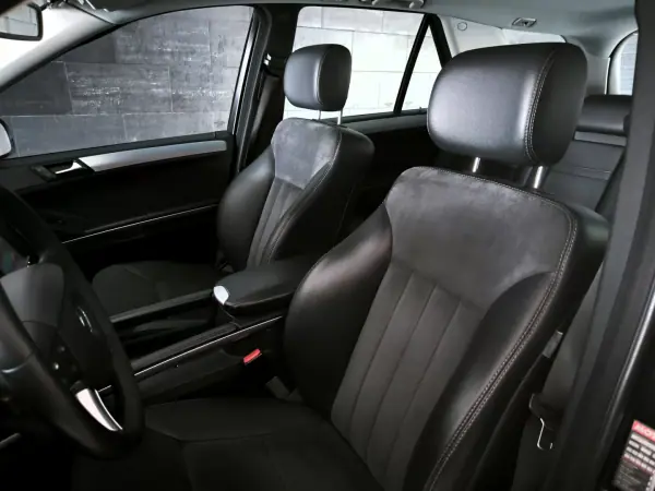 Mercedes-Benz ML 320 2006 - 13950 EUR, 273000 km - AUTO.MOTO.pt - 273000km - foto 19 de 39