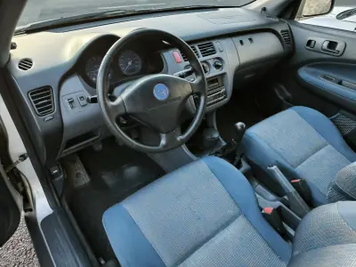 Honda HR-V 2000 - 3950 EUR, 97574 km - AUTO.MOTO.pt - 97574km - foto 14 de 36