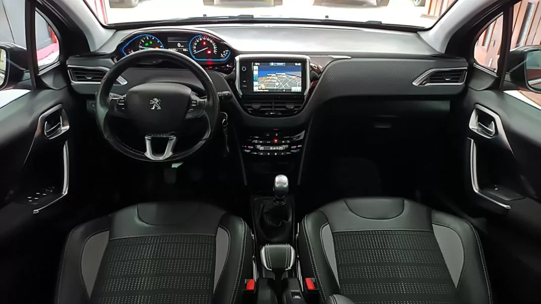 Peugeot 2008 2016 - 13750 EUR, 44423 km - AUTO.MOTO.pt - 44423km - foto 15 de 58