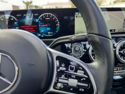 Mercedes-Benz CLA 250 2022 - 28990 EUR, 46200 km - AUTO.MOTO.pt - 46200km - foto 21 de 27