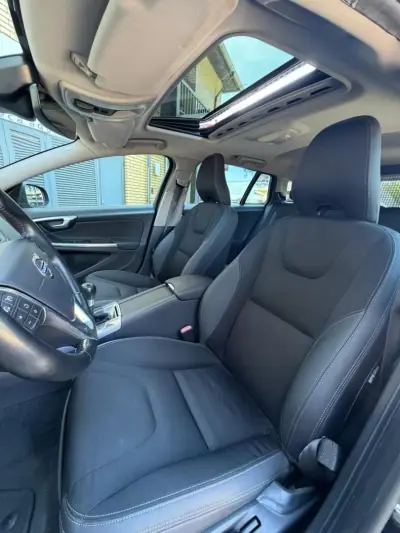 Volvo V60 2014 - 8900 EUR, 219293 km - 219293km - foto 8 de 13