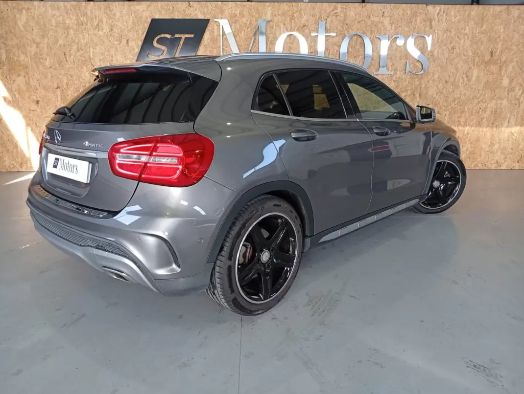 Mercedes-Benz GLA 220 2016 - 24900 EUR, 196000 km - AUTO.MOTO.pt - 196000km - foto 3 de 17