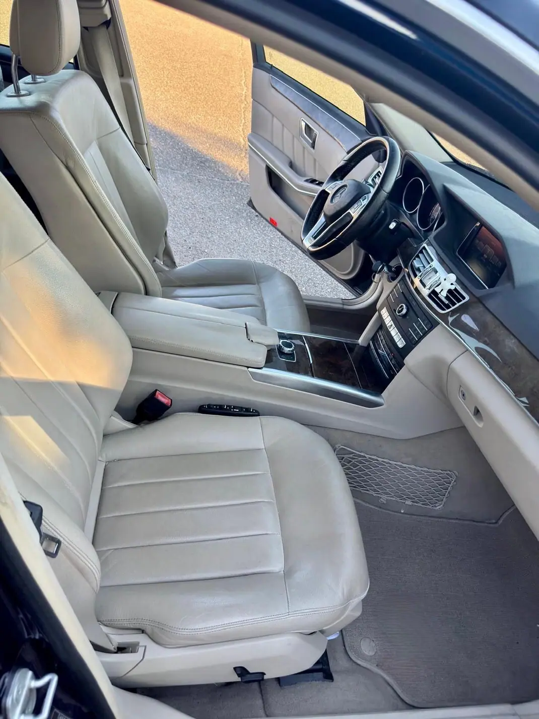 Mercedes-Benz E 300 BLUETEC HYBRID 2015 - 16000 EUR, 253000 km - 253000km - foto 7 de 15