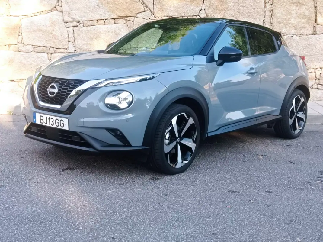 Nissan Juke 2024 - 20490 EUR, 10500 km - AUTO.MOTO.pt - 10500km - foto 1 de 18