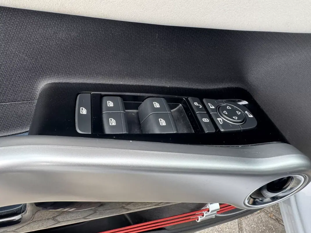 BYD Atto 3 2024 - 29500 EUR, 37000 km - AUTO.MOTO.pt - 37000km - foto 40 de 45