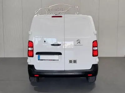 Peugeot Expert 2019 - 18450 EUR, 121904 km - AUTO.MOTO.pt - 121904km - foto 10 de 16