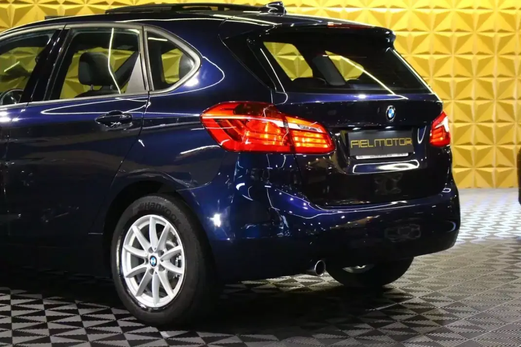 BMW 218 Active Tourer 2015 - 18250 EUR, 66000 km - AUTO.MOTO.pt - 66000km - foto 11 de 30