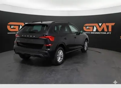 Skoda Kamiq 2023 - 16990 EUR, 49990 km - AUTO.MOTO.pt - 49990km - foto 5 de 21