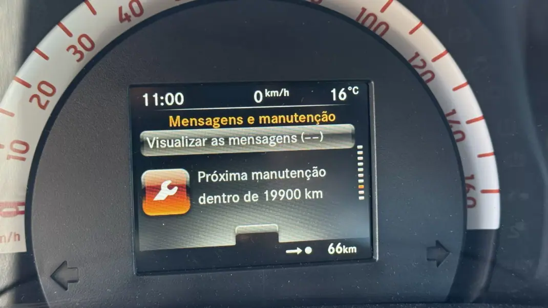 Smart Fortwo Cabrio 2018 - 10490 EUR, 55157 km - AUTO.MOTO.pt - 55157km - foto 10 de 40