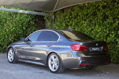 BMW 330 2016 - 21900 EUR, 146000 km - AUTO.MOTO.pt - 146000km - foto 10 de 19