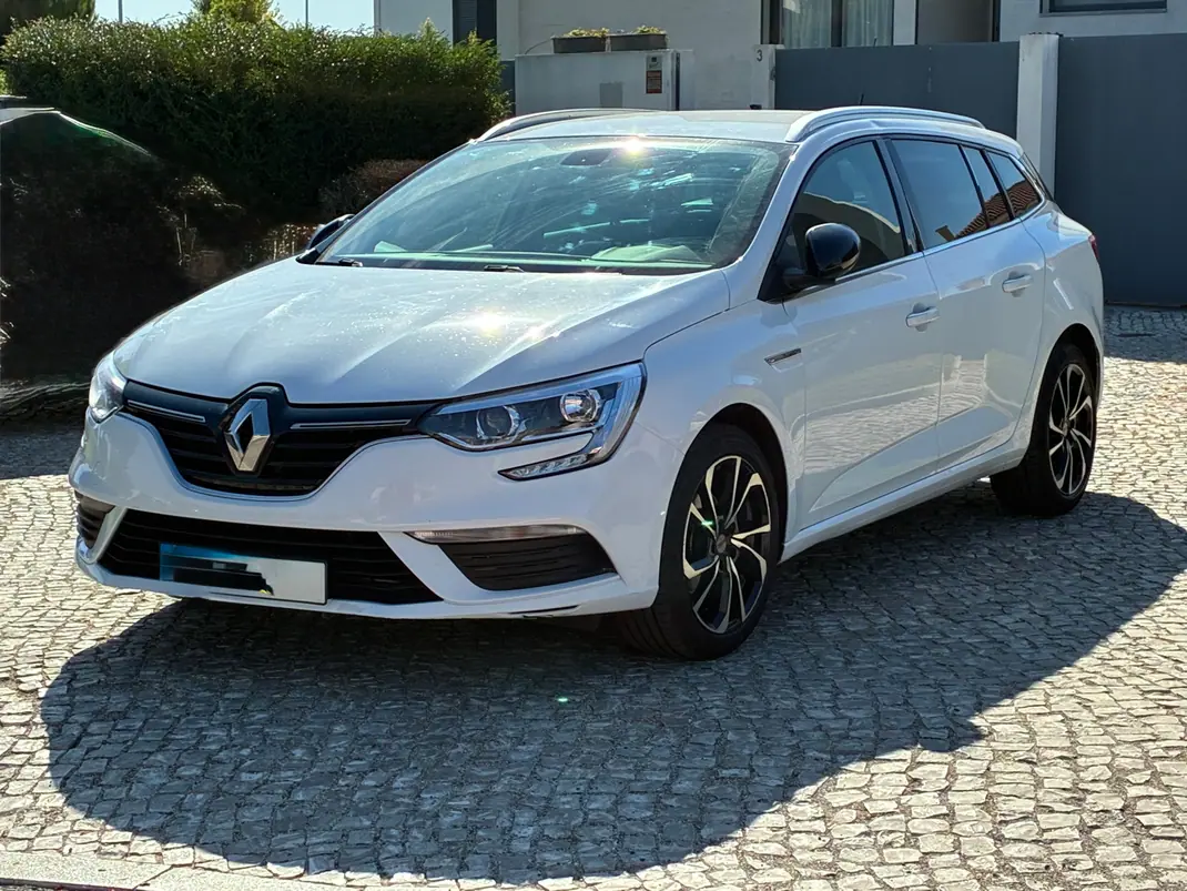 Renault Mégane Sport Tourer 2019 - 9500 EUR, 239123 km - 239123km - foto 14 de 15
