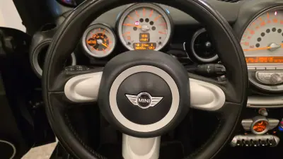 MINI Cooper 2010 - 9900 EUR, 144067 km - AUTO.MOTO.pt - 144067km - foto 38 de 56