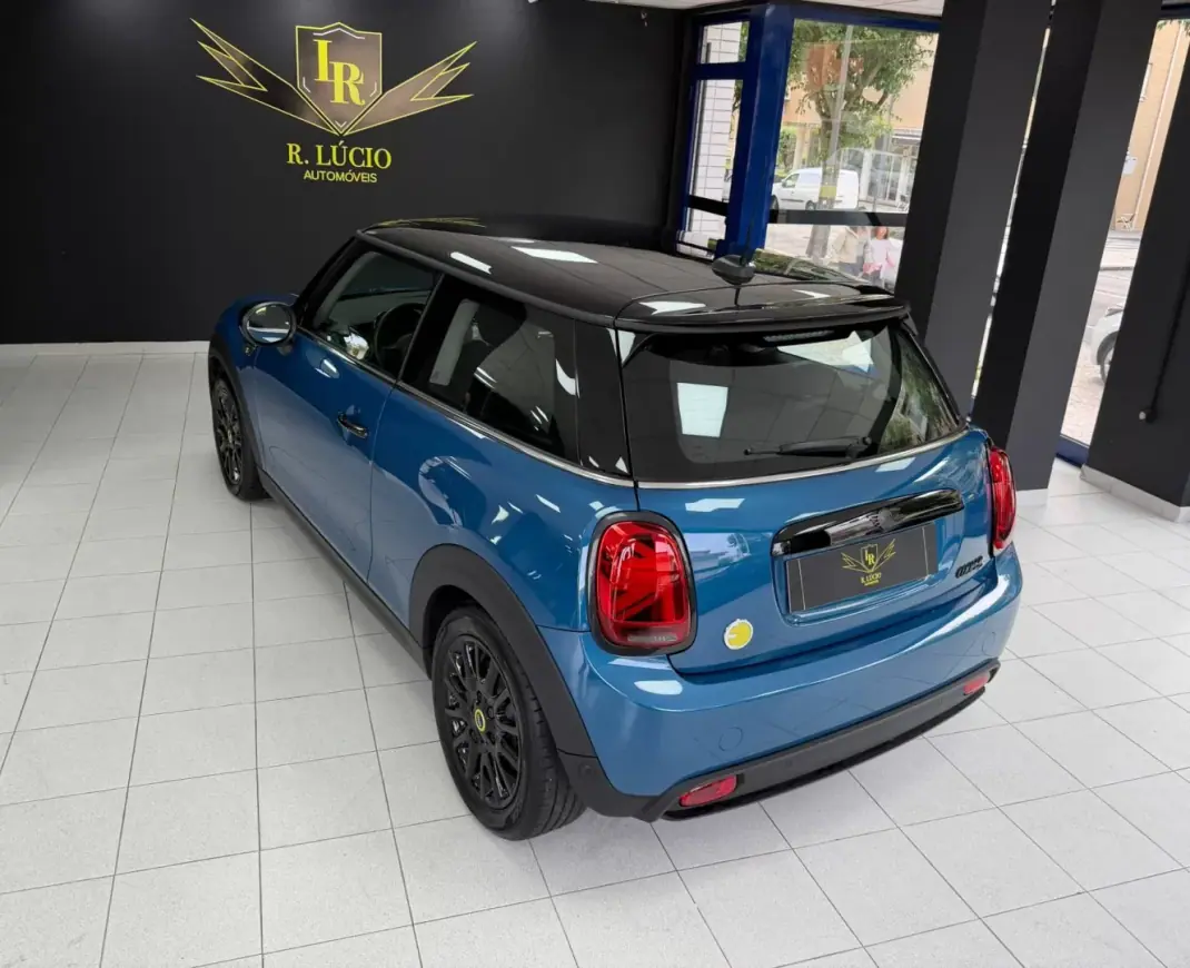 MINI 3 Portas 2023 - 23000 EUR, 4690 km - AUTO.MOTO.pt - 4690km - foto 36 de 38