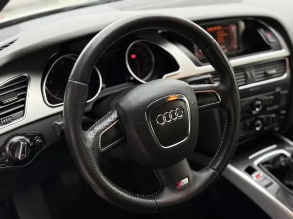 Audi A5 2010 - 17990 EUR, 157000 km - AUTO.MOTO.pt - 157000km - foto 7 de 20