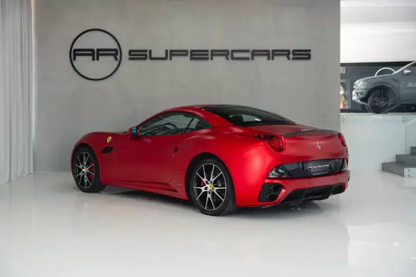 Ferrari California 2010 - 114950 EUR, 60515 km - AUTO.MOTO.pt - 60515km - foto 13 de 37