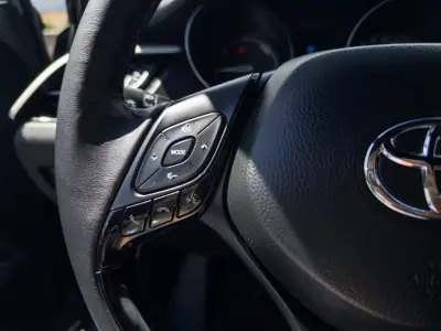 Toyota C-HR 2019 - 22990 EUR, 92000 km - AUTO.MOTO.pt - 92000km - foto 15 de 43