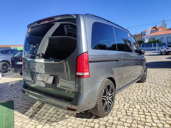 Mercedes-Benz V 300 2020 - 49900 EUR, 120000 km - AUTO.MOTO.pt - 120000km - foto 7 de 19