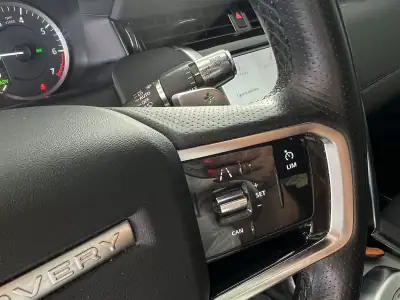 Land Rover Discovery Sport 2021 - 36600 EUR, 57413 km - AUTO.MOTO.pt - 57413km - foto 18 de 28