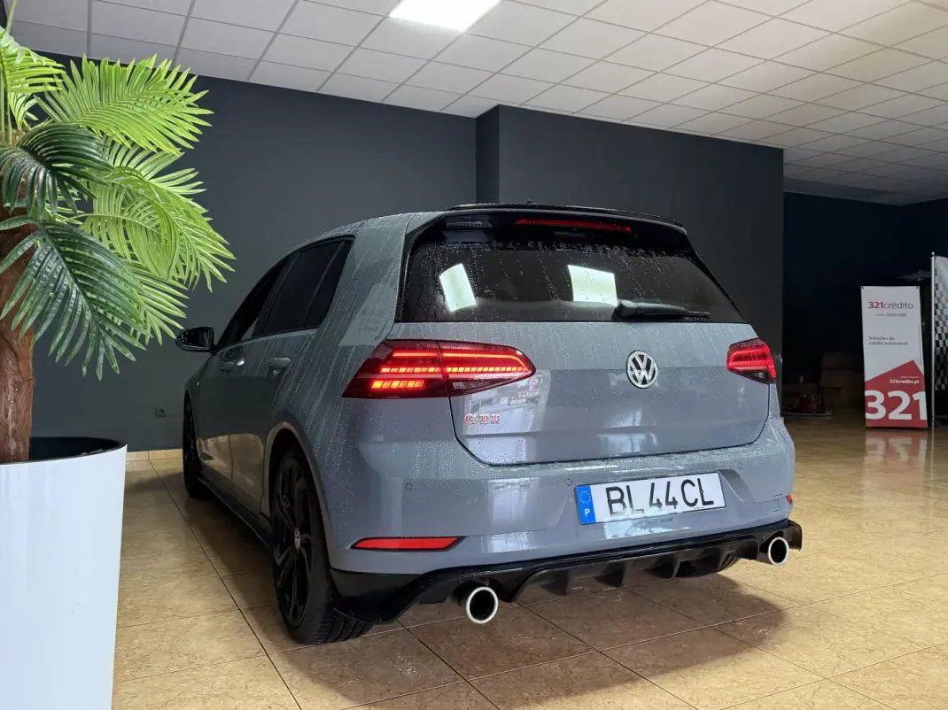 Volkswagen Golf 2019 - 30999 EUR, 99874 km - AUTO.MOTO.pt - 99874km - foto 6 de 20