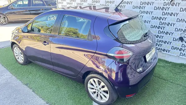 Renault Zoe 2020 - 15500 EUR, 70000 km - AUTO.MOTO.pt - 70000km - foto 3 de 4