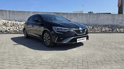 Renault Mégane 2021 - 18450 EUR, 67800 km - AUTO.MOTO.pt - 67800km - foto 6 de 19