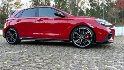 Hyundai i30 N 2019 - 27900 EUR, 126000 km - AUTO.MOTO.pt - 126000km - foto 19 de 21