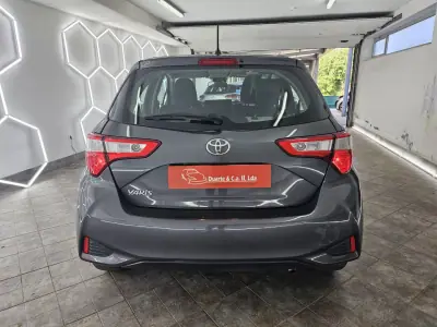 Toyota Yaris 2019 - 13650 EUR, 135421 km - AUTO.MOTO.pt - 135421km - foto 14 de 37