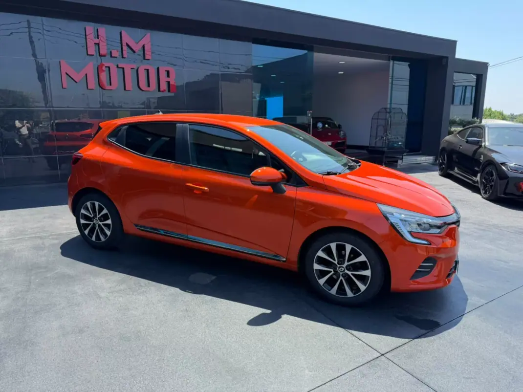 Renault Clio 2020 - 13900 EUR, 42828 km - 42828km - foto 4 de 11