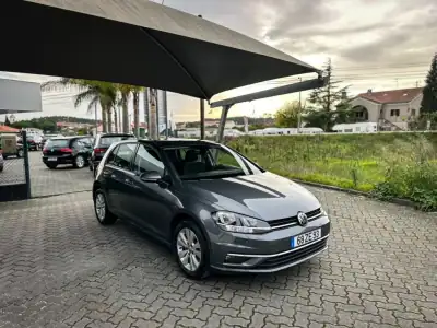 Volkswagen Golf 2019 - 16990 EUR, 165000 km - AUTO.MOTO.pt - 165000km - foto 9 de 12